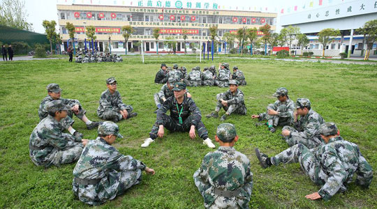 初中孩子为什么会厌学?初中孩子厌学该怎么教育?