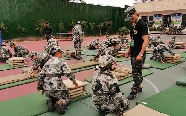 初中全封闭式管理学校(初中全封闭式管理学校还有周六周日吗)(图2)