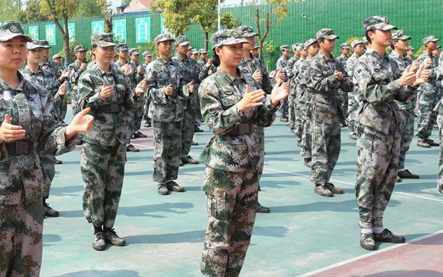 小学有全封闭式学校吗(附近封闭式小学学校)(图2)